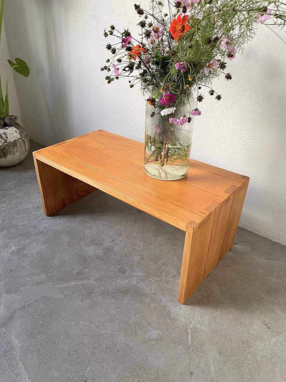 Maison Regain pine coffee table