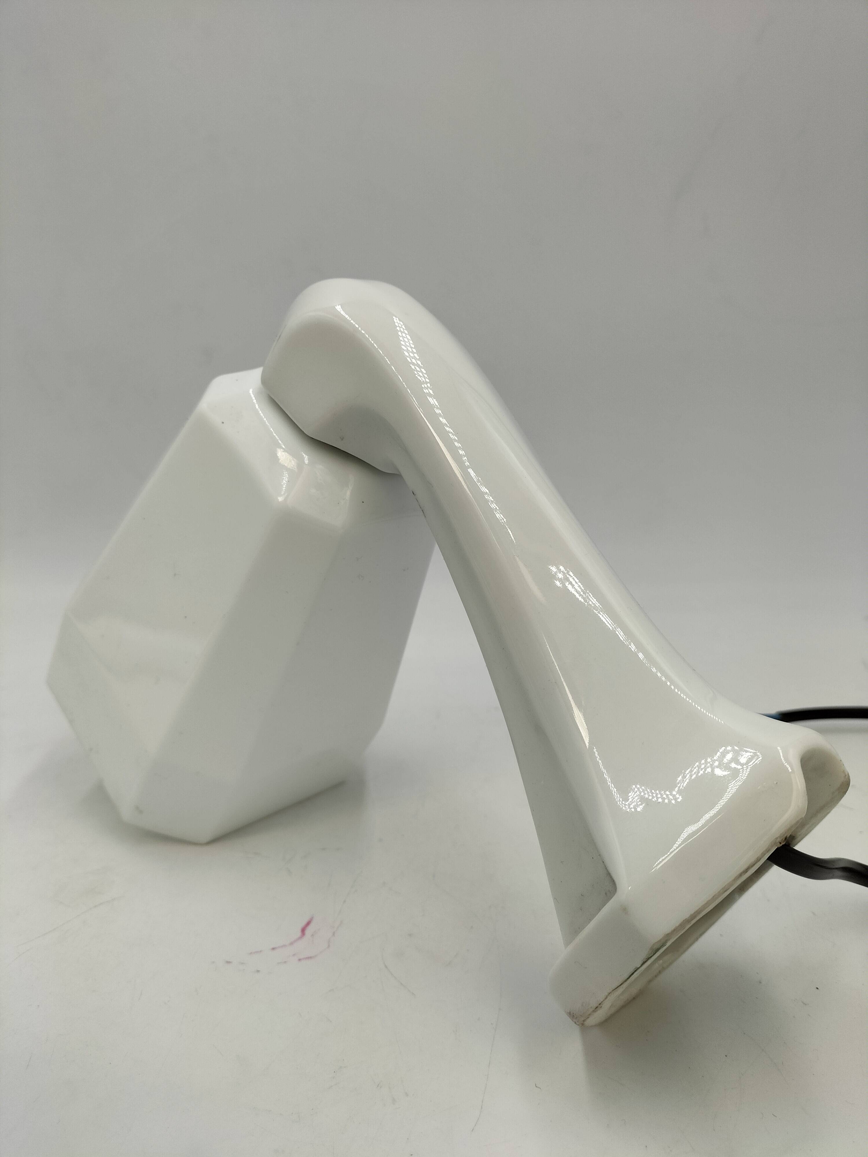 Porcelain and opaline wall light