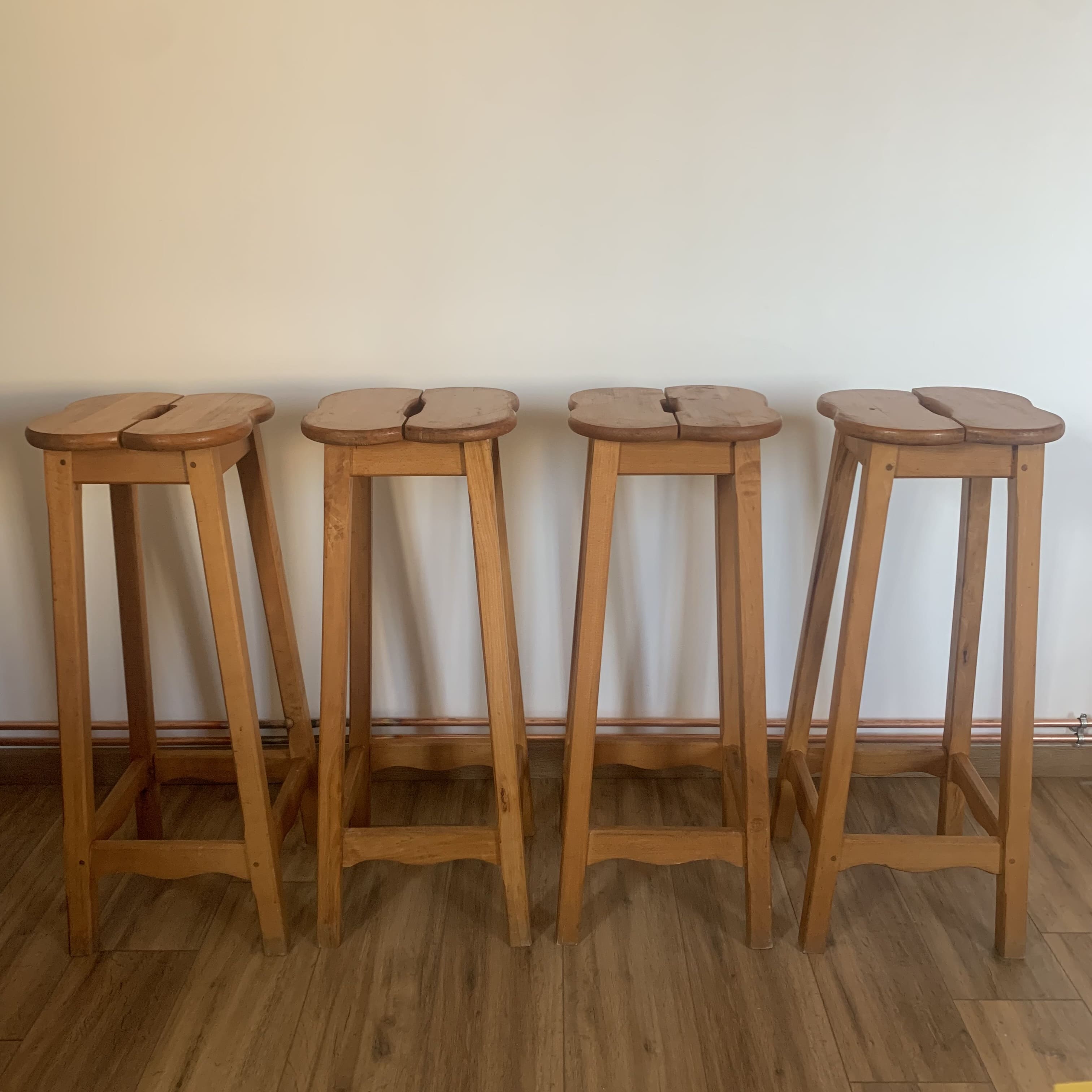 Set of 4 high stools