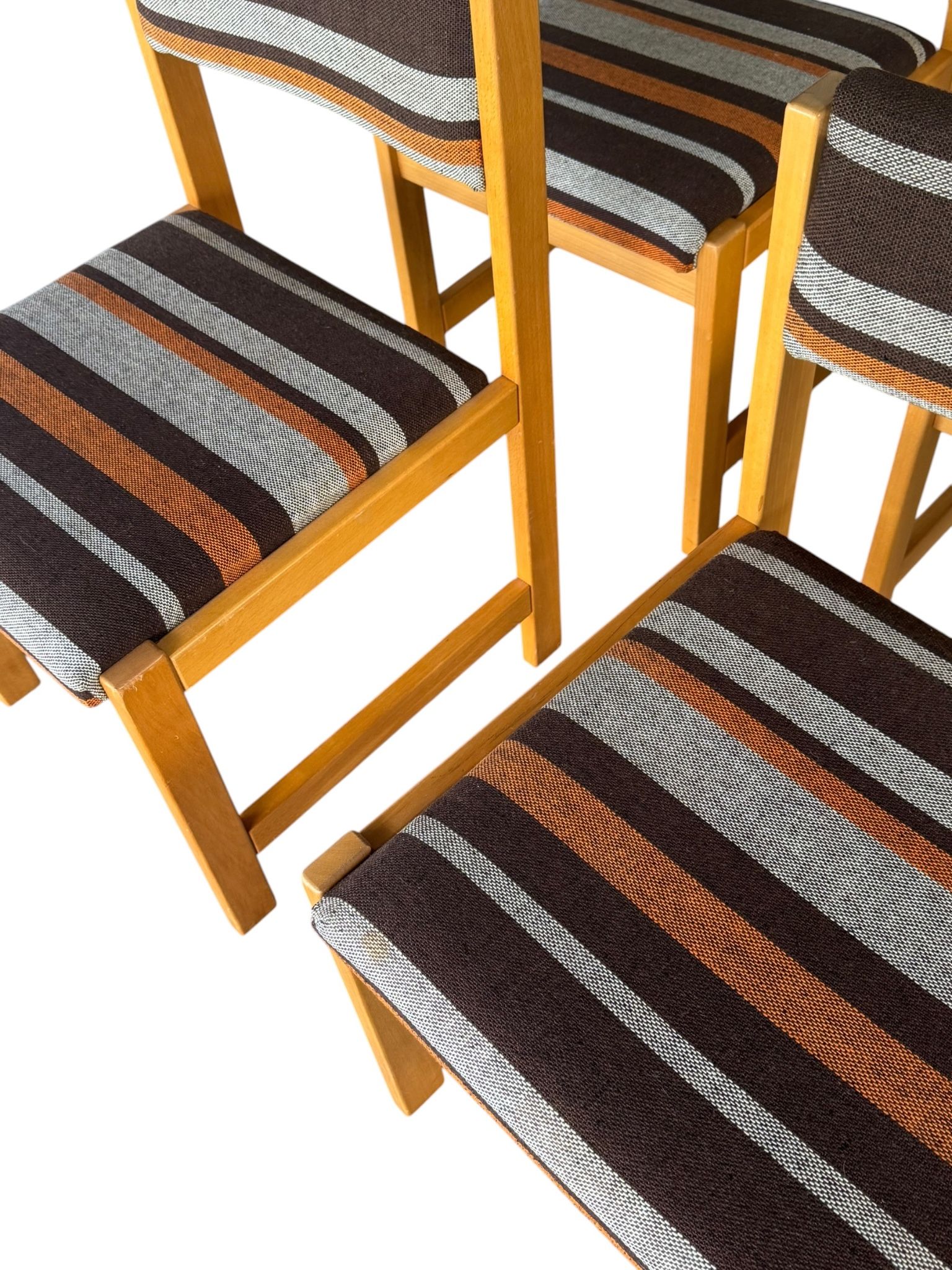 Set of 4 Scandinavian Dining Chairs