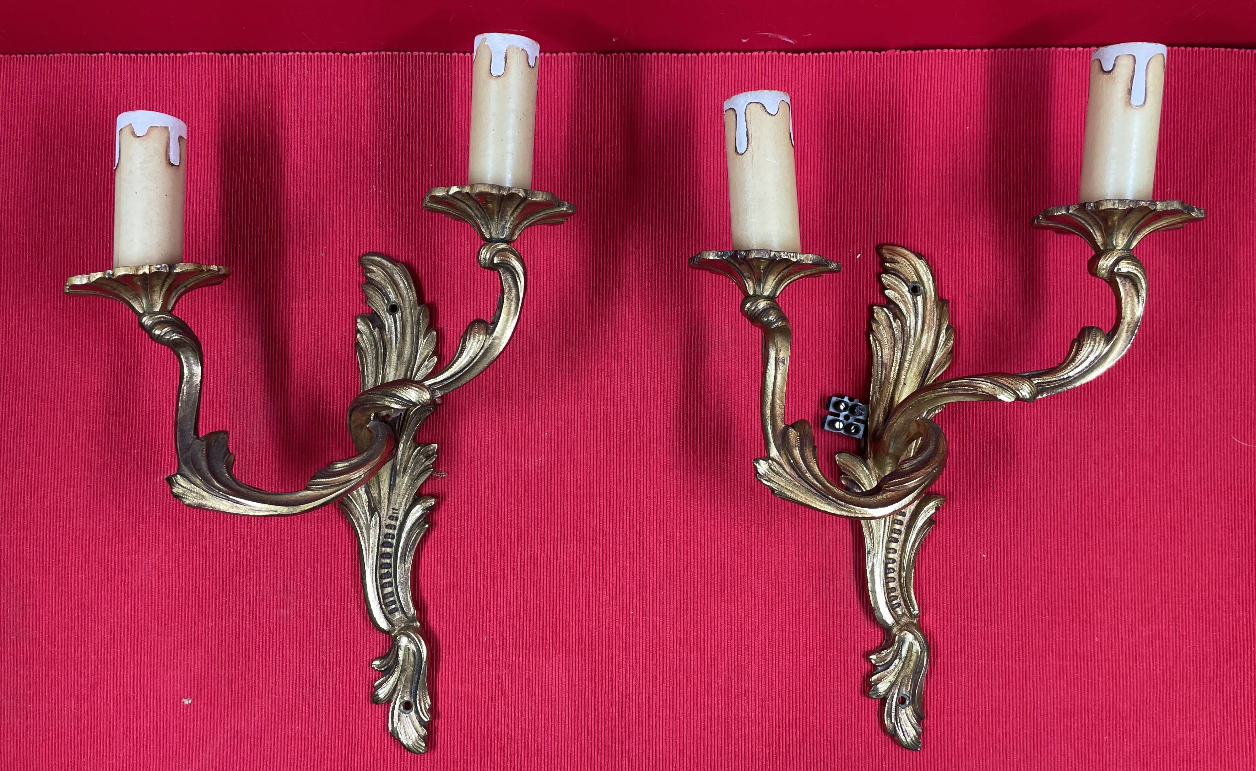 Pair of Louis XV style wall lights, Baroque, gilded bronze