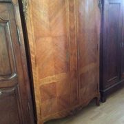 Armoire 2 portes avec placage extérieur et intérieur