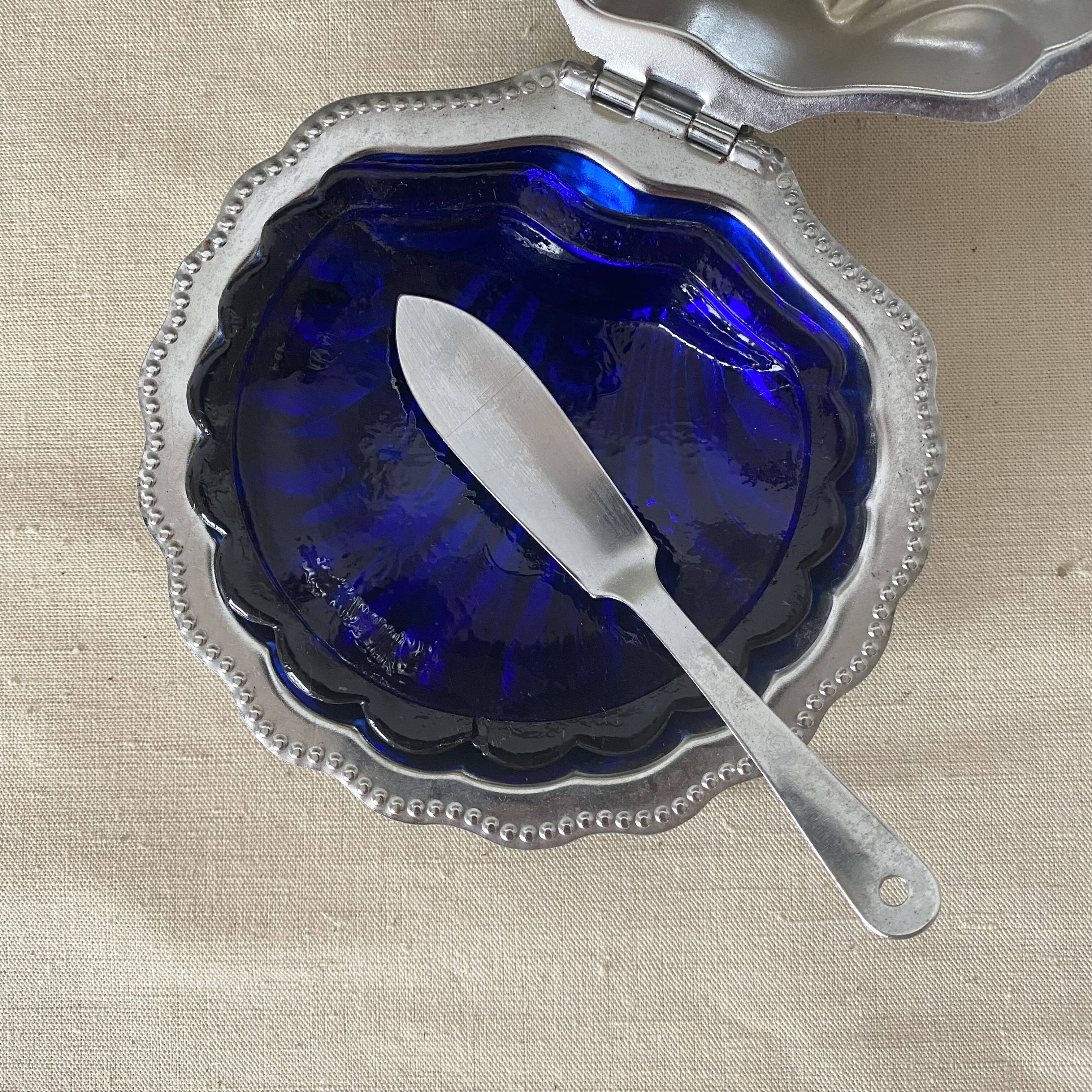 Stainless steel and glass shell butter dish with knife