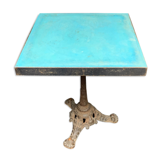 Table de bistrot carrée époque 1950