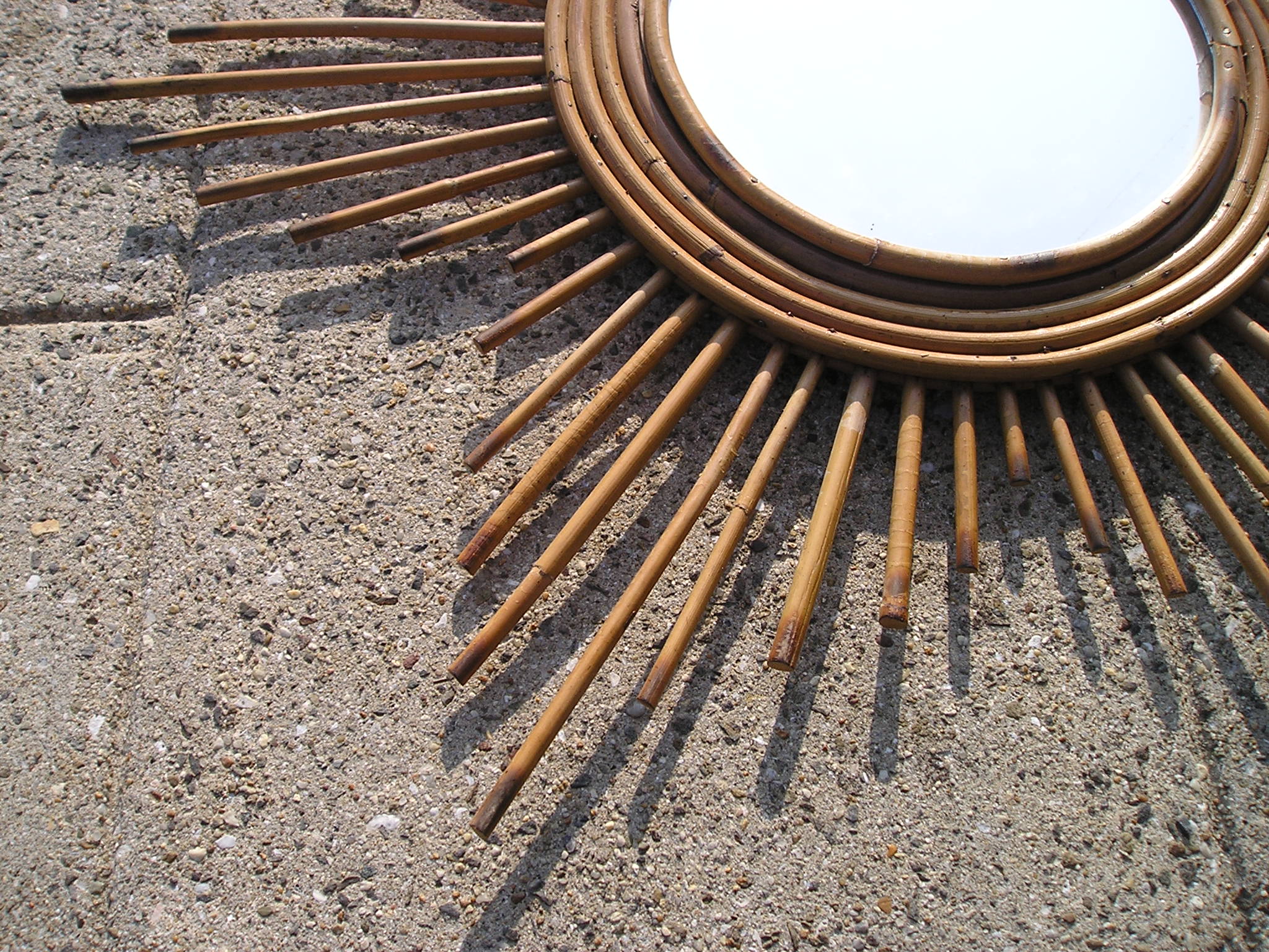Mirror sun 70s wicker 62cm