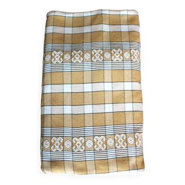 Beige vintage checkered rectangular tablecloth