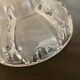 Suspension en verre, câble en tissu tressé et plafonnier en porcelaine