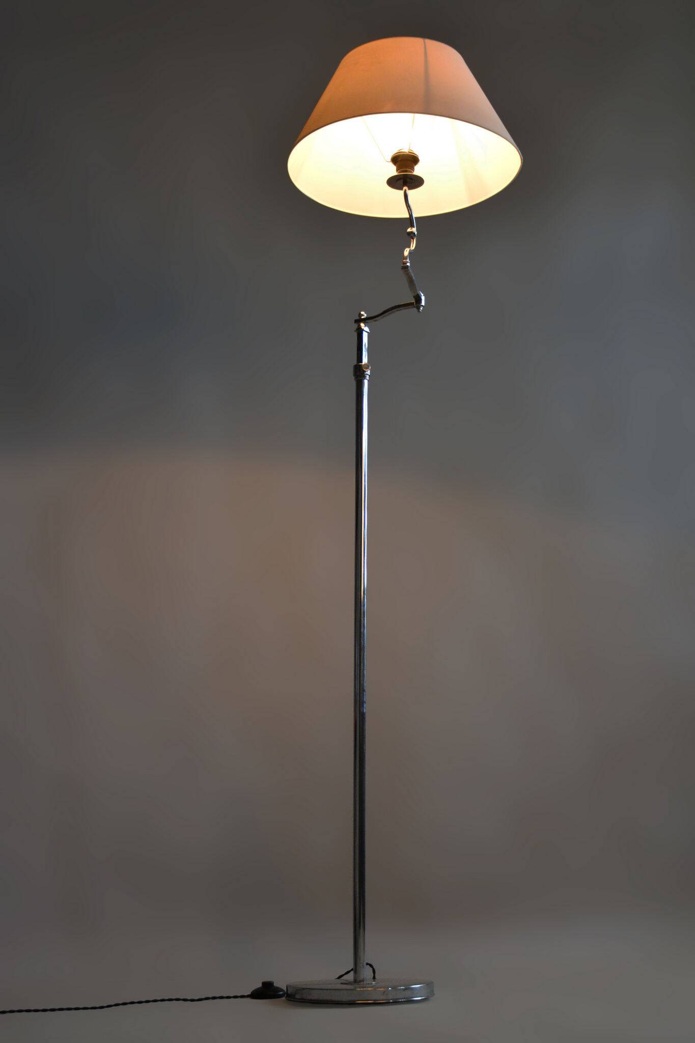 Czech Bauhaus Floor Lamp, Textile Lamp Shade, Chrom-Plated Steel, 1920s