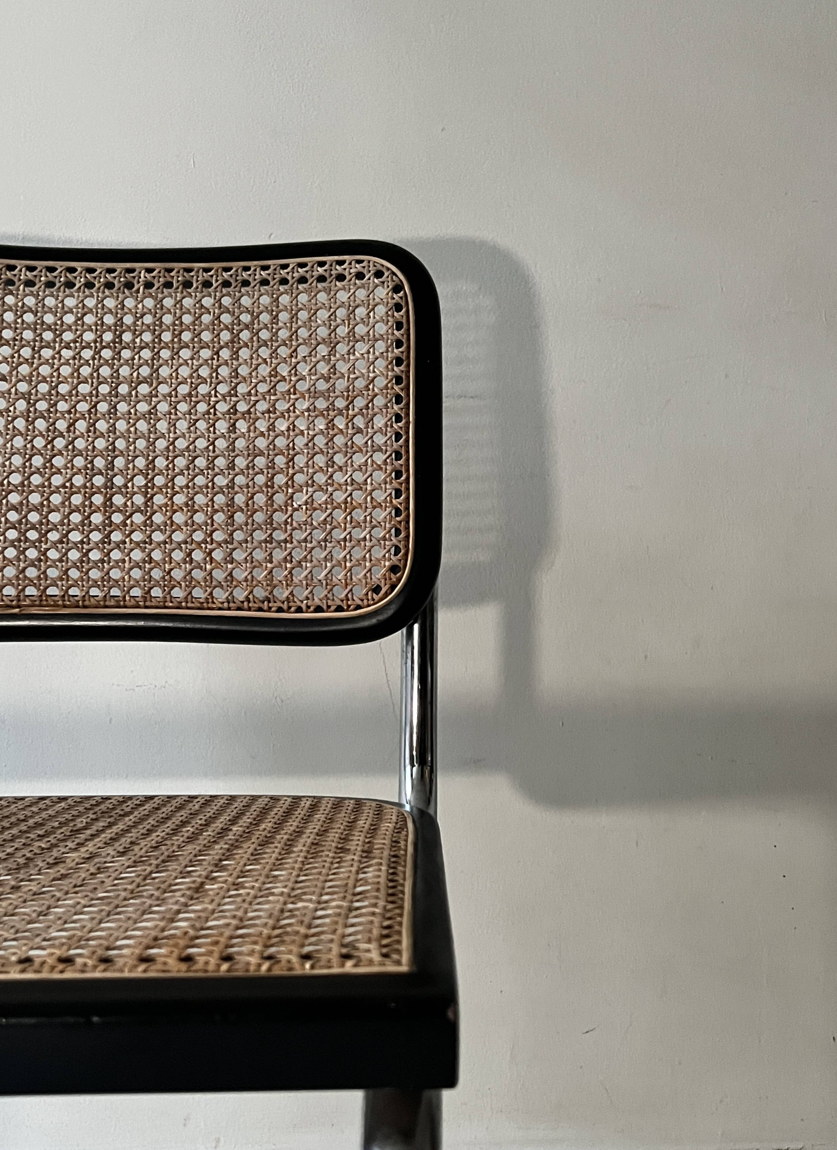 Chaise design vintage Cesca modèle B32 chromée & cannage par Marcel Breuer