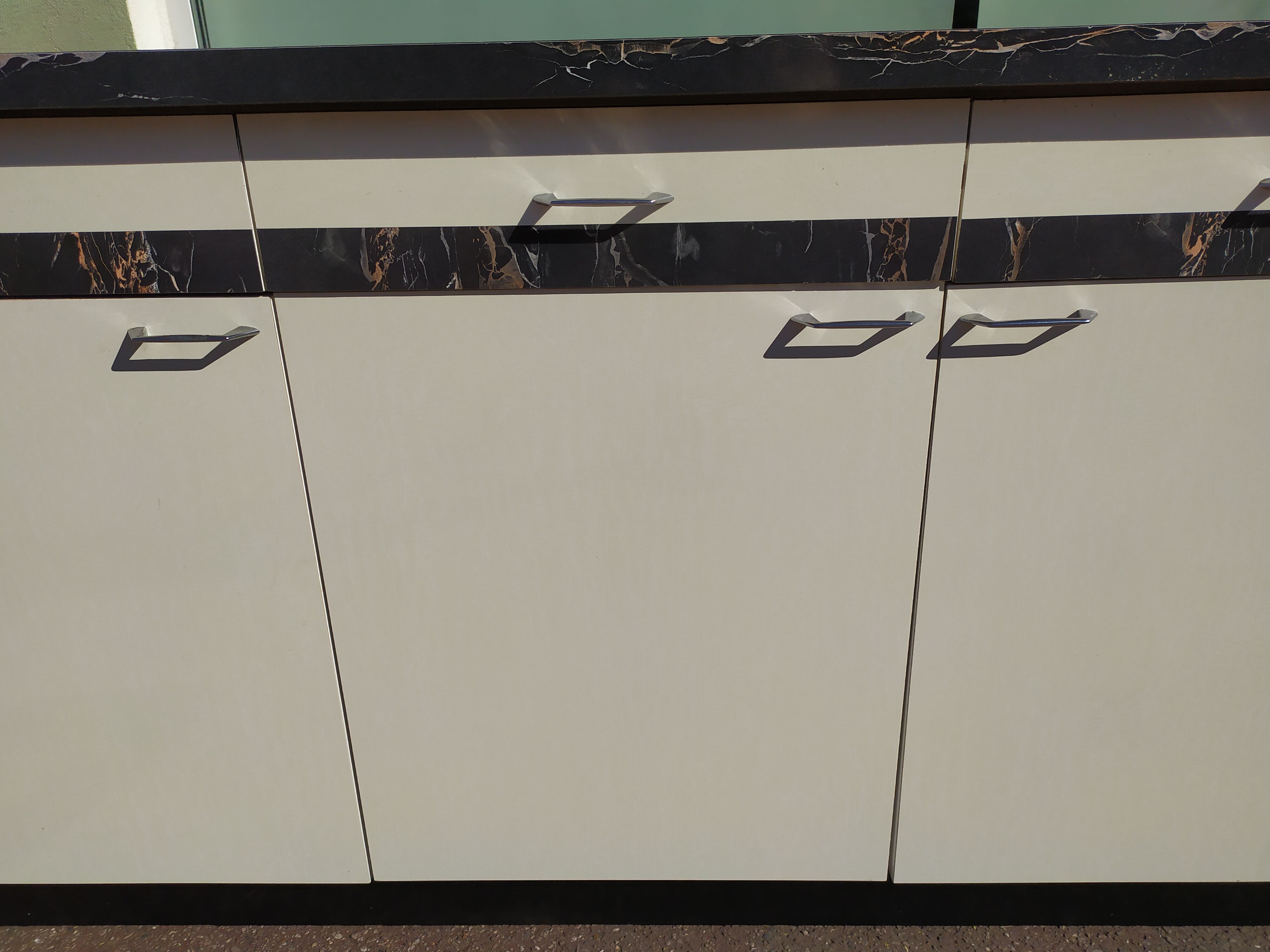 Buffet bahut de cuisine en formica marbre noir - vintage