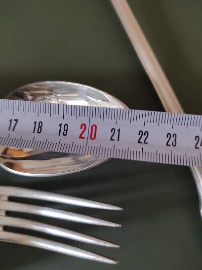Ménagère de 37 couverts modèle filet, Argenterie