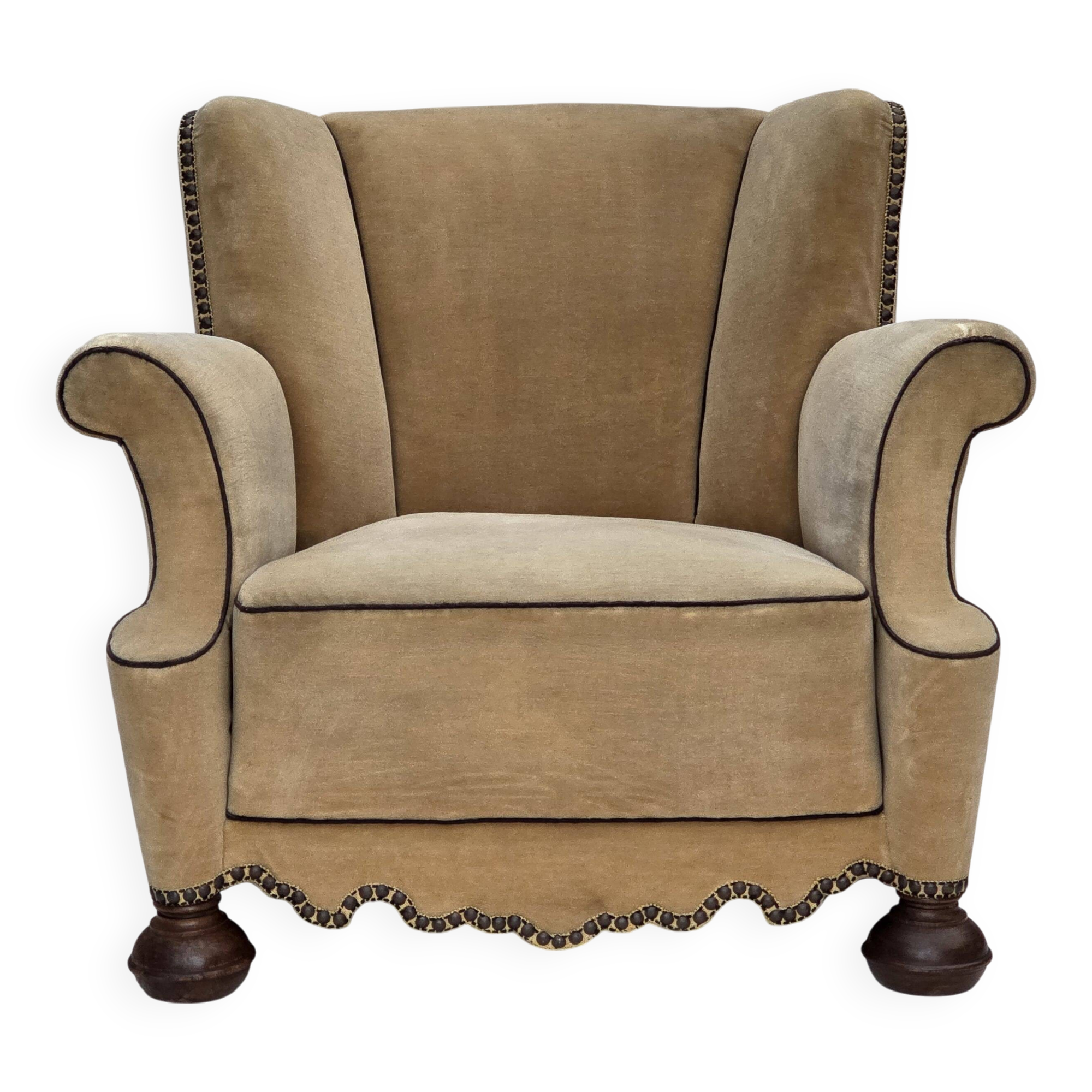 1950s, Danish relax chair, furniture velour with patina, oak wood legs.