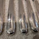 11 silver-plated metal lunch knives by Ravinet Coquille, 18cm