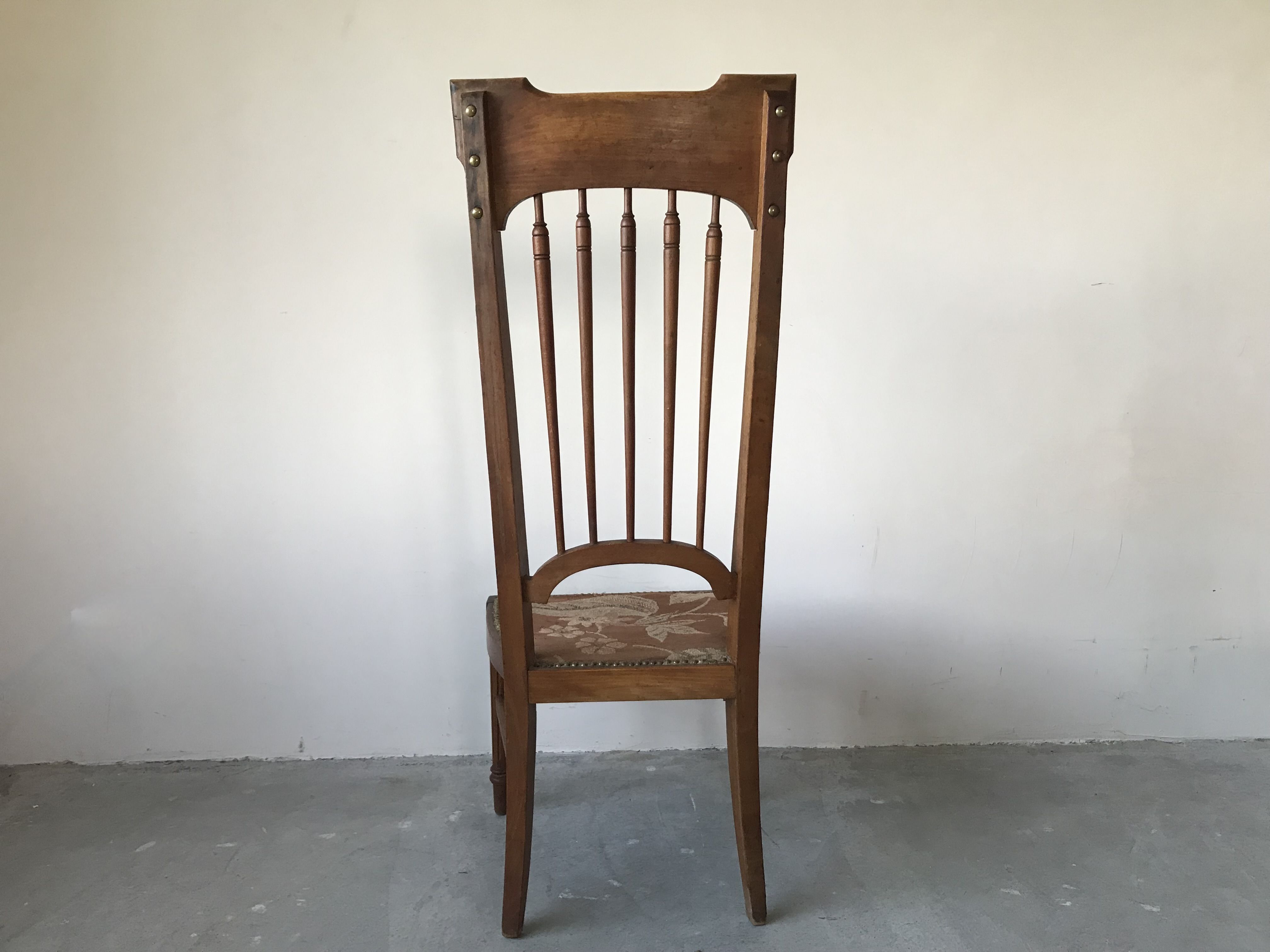 Nurse chair, Arts and Crafts spirit, early twentieth century.