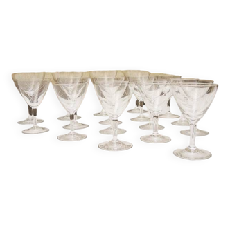 8 Old Art Deco Stemmed Glasses