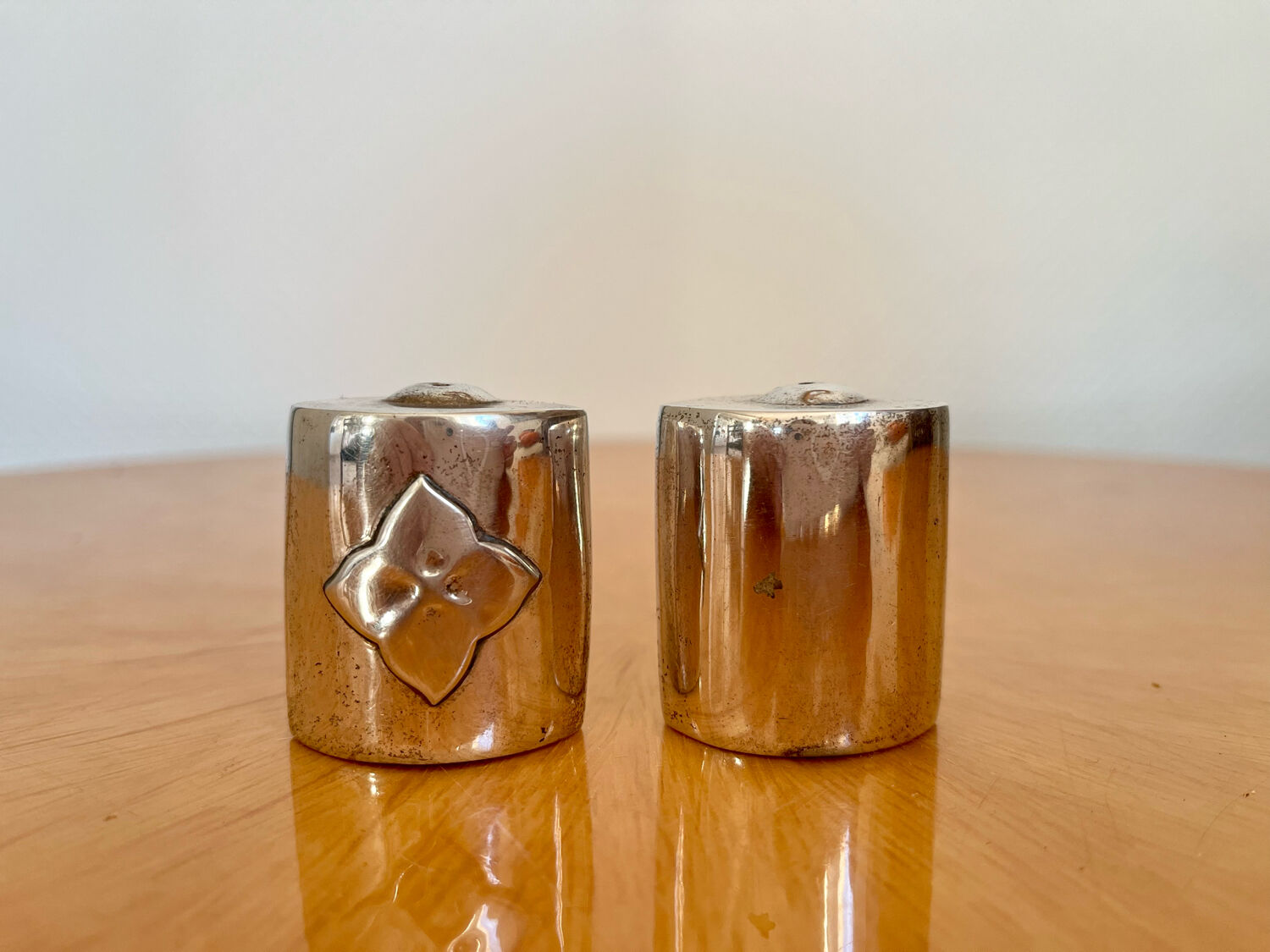 Vintage silver metal salt and pepper shaker