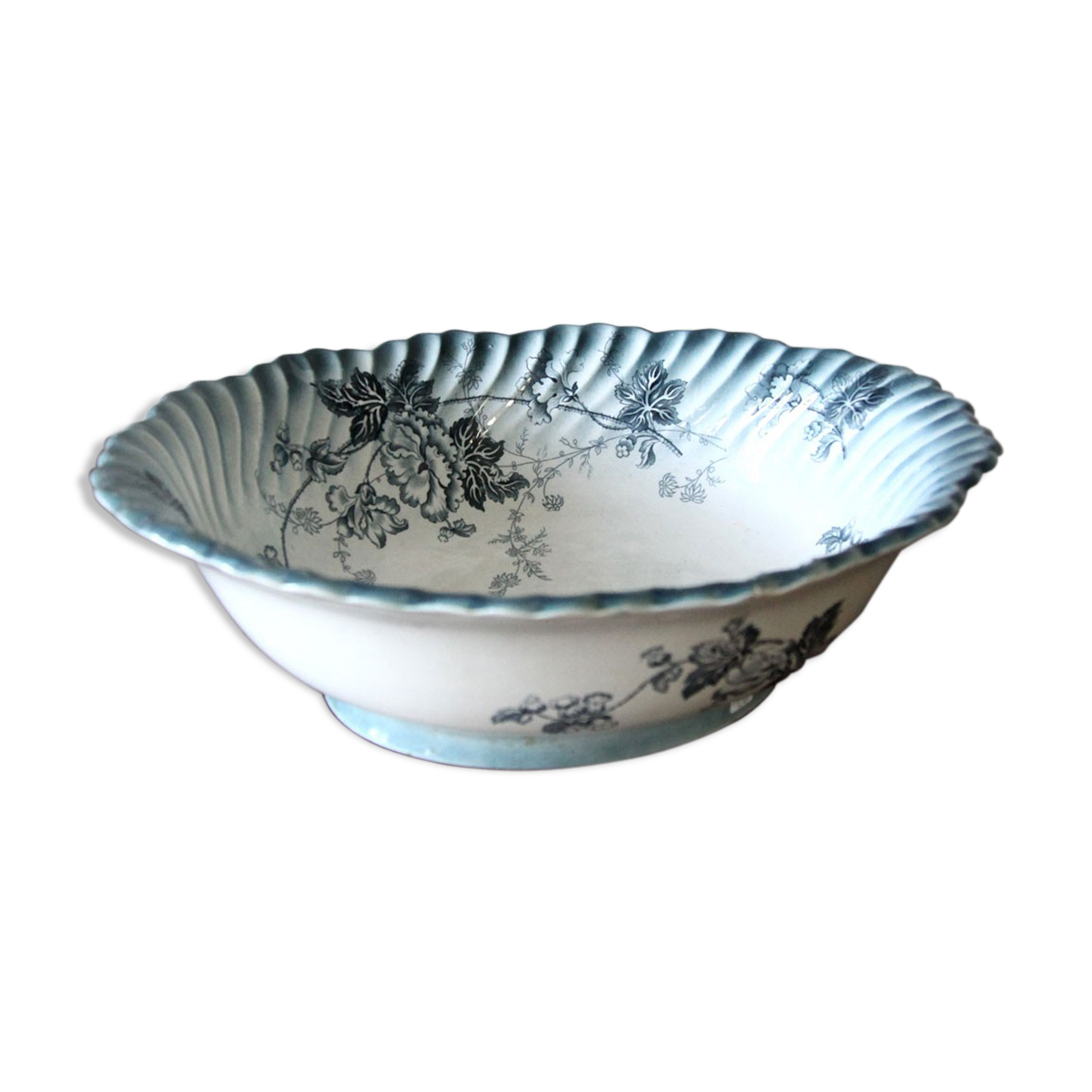 Henry Alcock & Co. dish