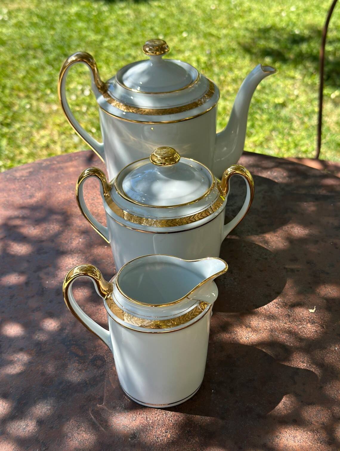 teapot, sugar bowl, cream jug, porcelain from Sologne, Larchevêque