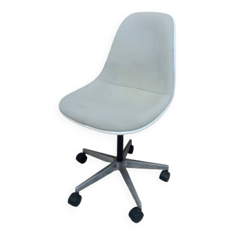 Chaise de bureau de Charles Eames