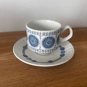 Set of 4 Spanish Pontesa porcelain cups and saucers