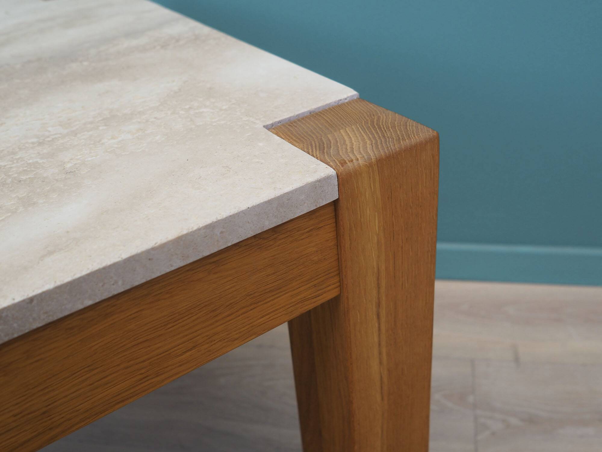 Table basse en chêne, design danois, années 1970, production : Danemark