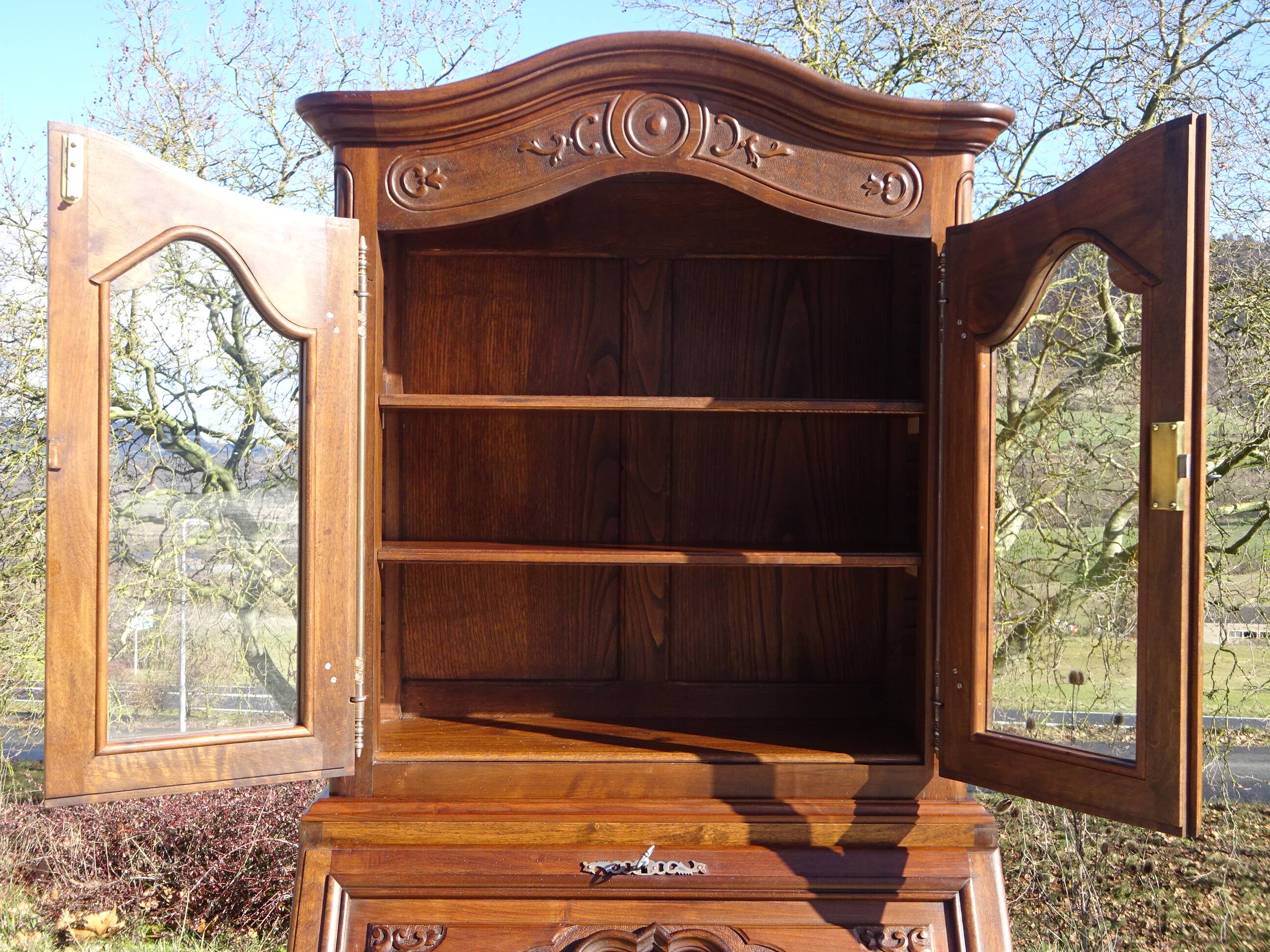 Meuble 3 en 1, secrétaire, commode et vitrine
