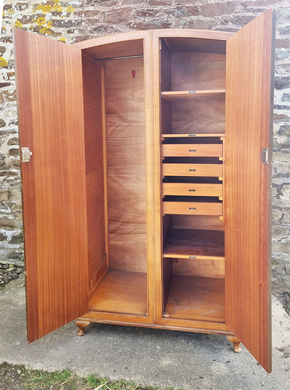 Armoire anglaise d'internat tallboy georgien art déco années 30