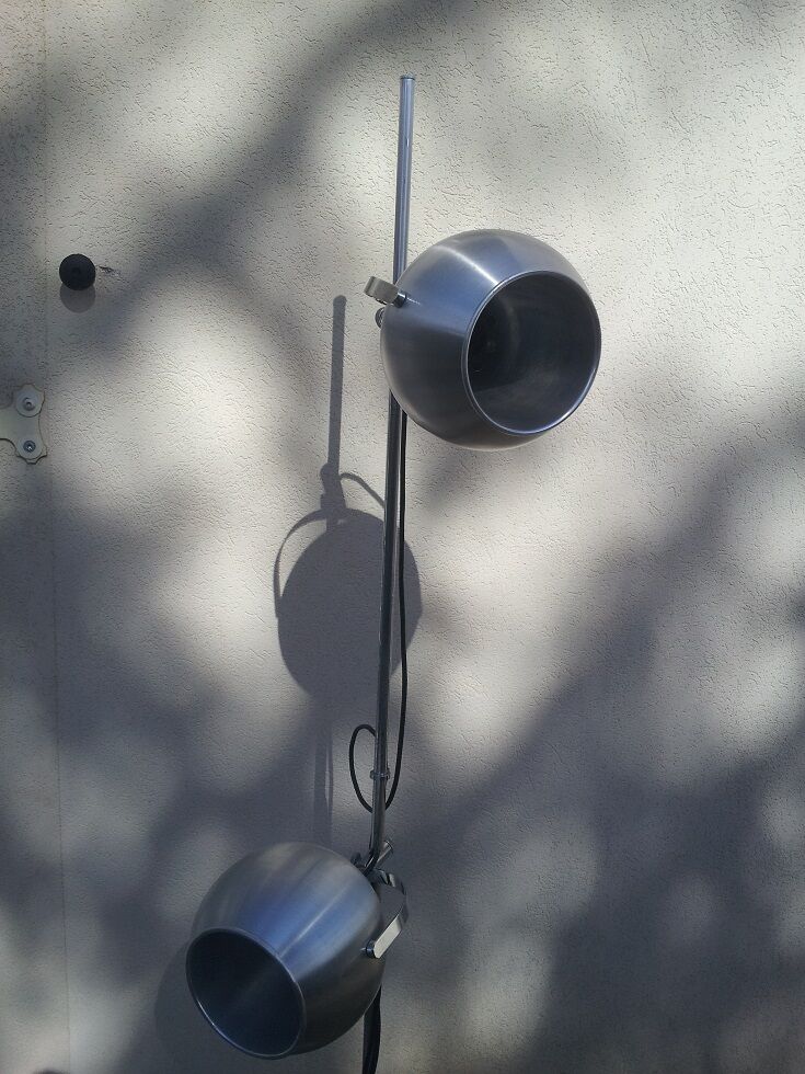 Lampadaire eyeball design années 70