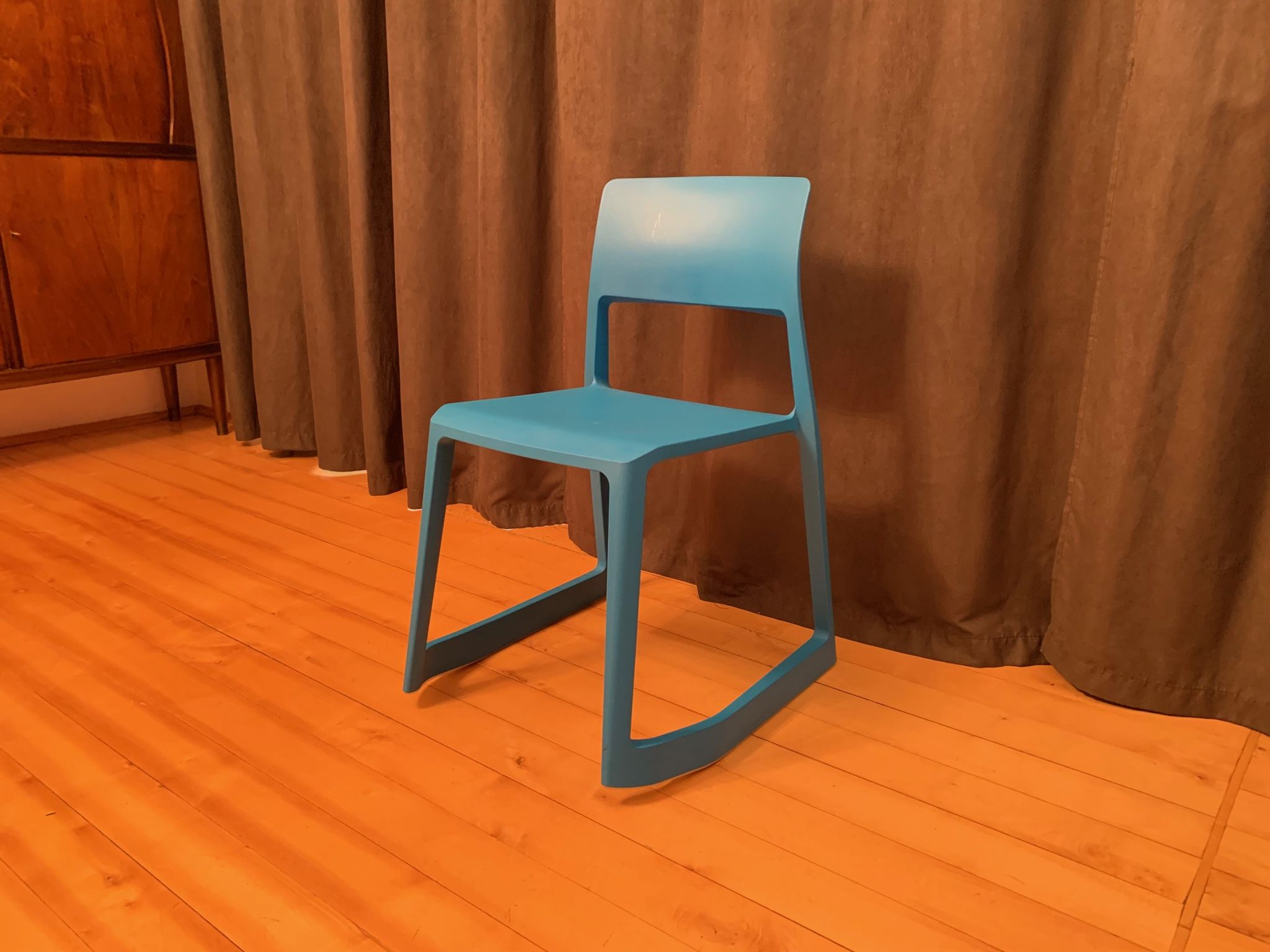 Tip Ton chair, designed by Edward Barber - Jay Osgerby, Vitra