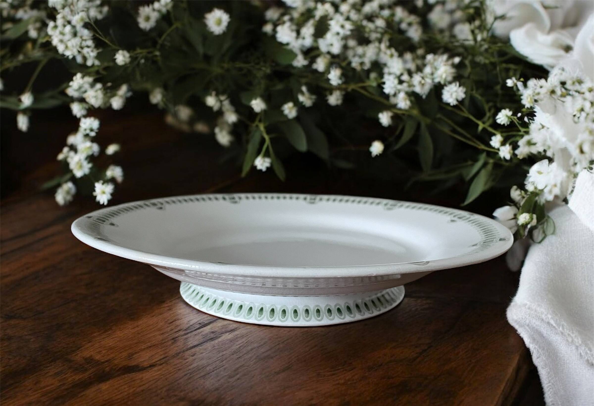 Antique mignardise dish in Creil & Montereau faience