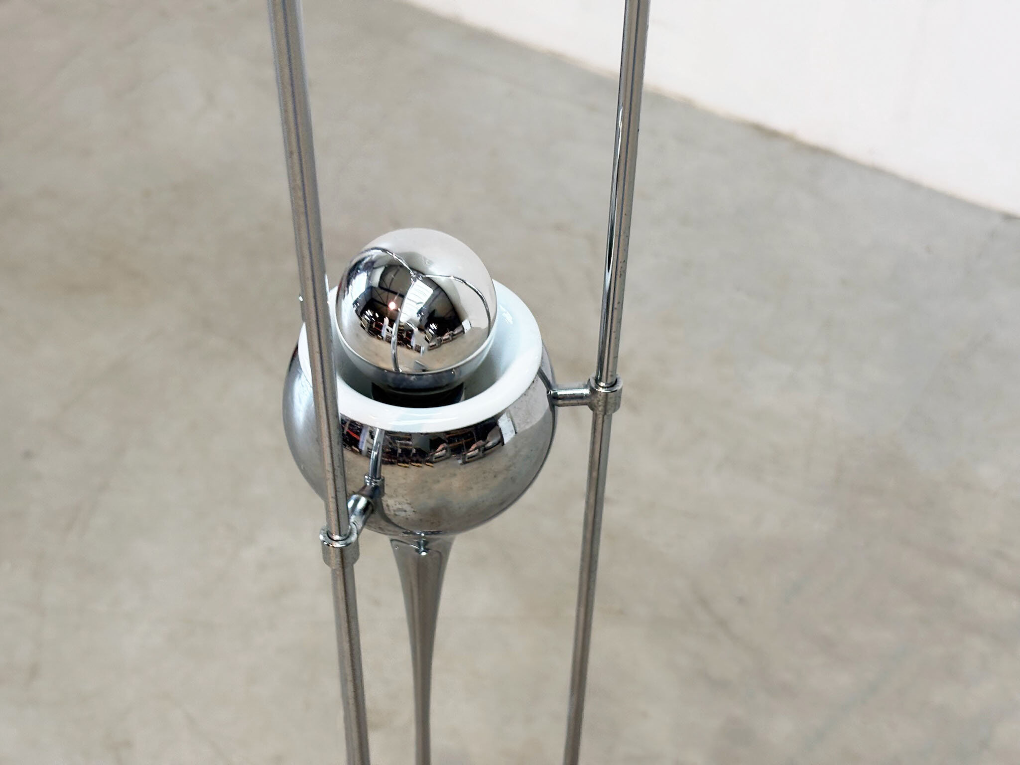 Chrome floor lamp attributed to Angelo Brotto