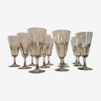 Lot de 12 flûtes à champagne baccarat