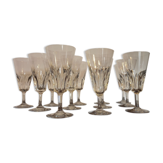 Lot de 12 flûtes à champagne baccarat