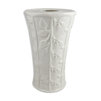 white porcelain vase