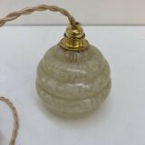 Lampe baladeuse en verre de Clichy jaune pâle