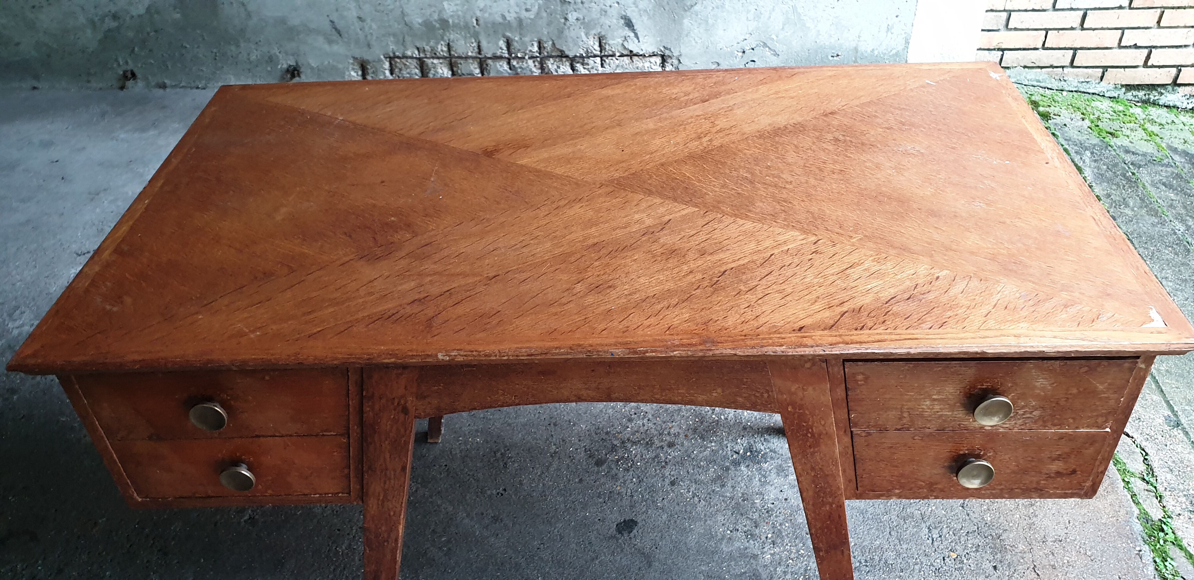 Bureau desing des années 50