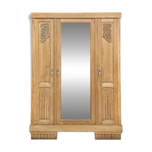 Armoire parisienne art