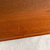 2 wooden nesting tables with molded legs