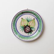 XXL vintage wall or collector's plate in ceramic - hand-painted fruit pattern, 3 figs - Sicily, Italy, 1960s - retro decoration, elegant gift idea
