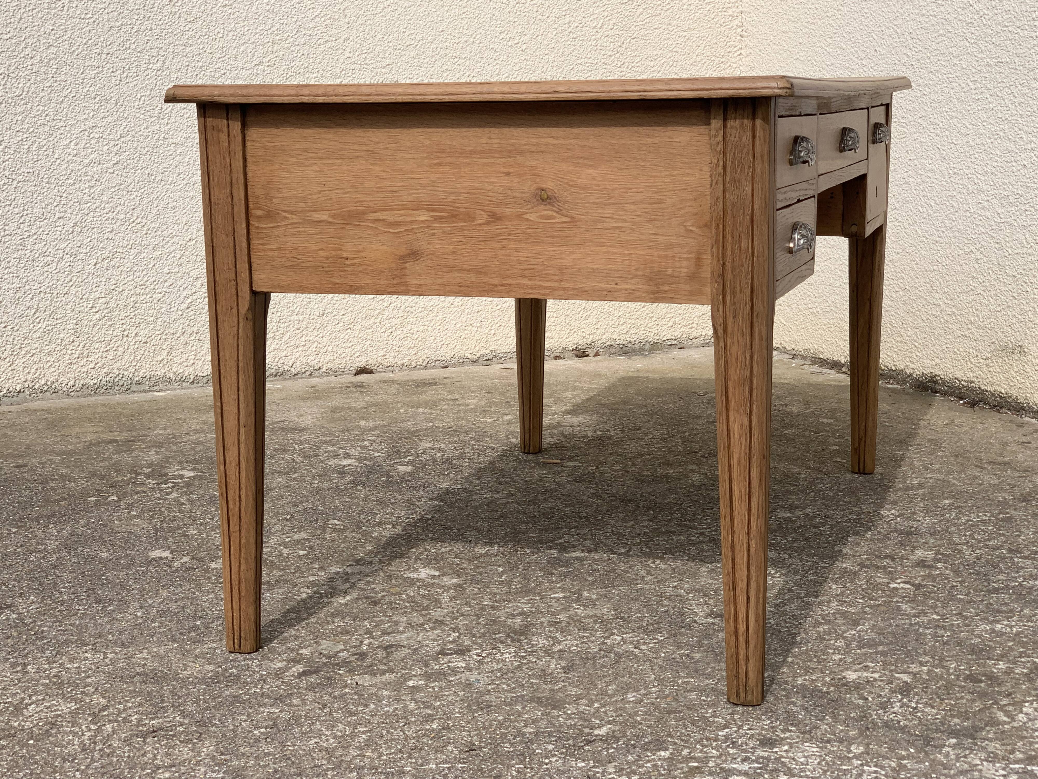 Solid desk in raw oak handles art deco shells
