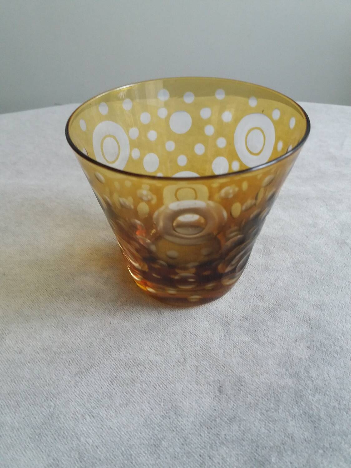 Cut crystal glass lined with amber color