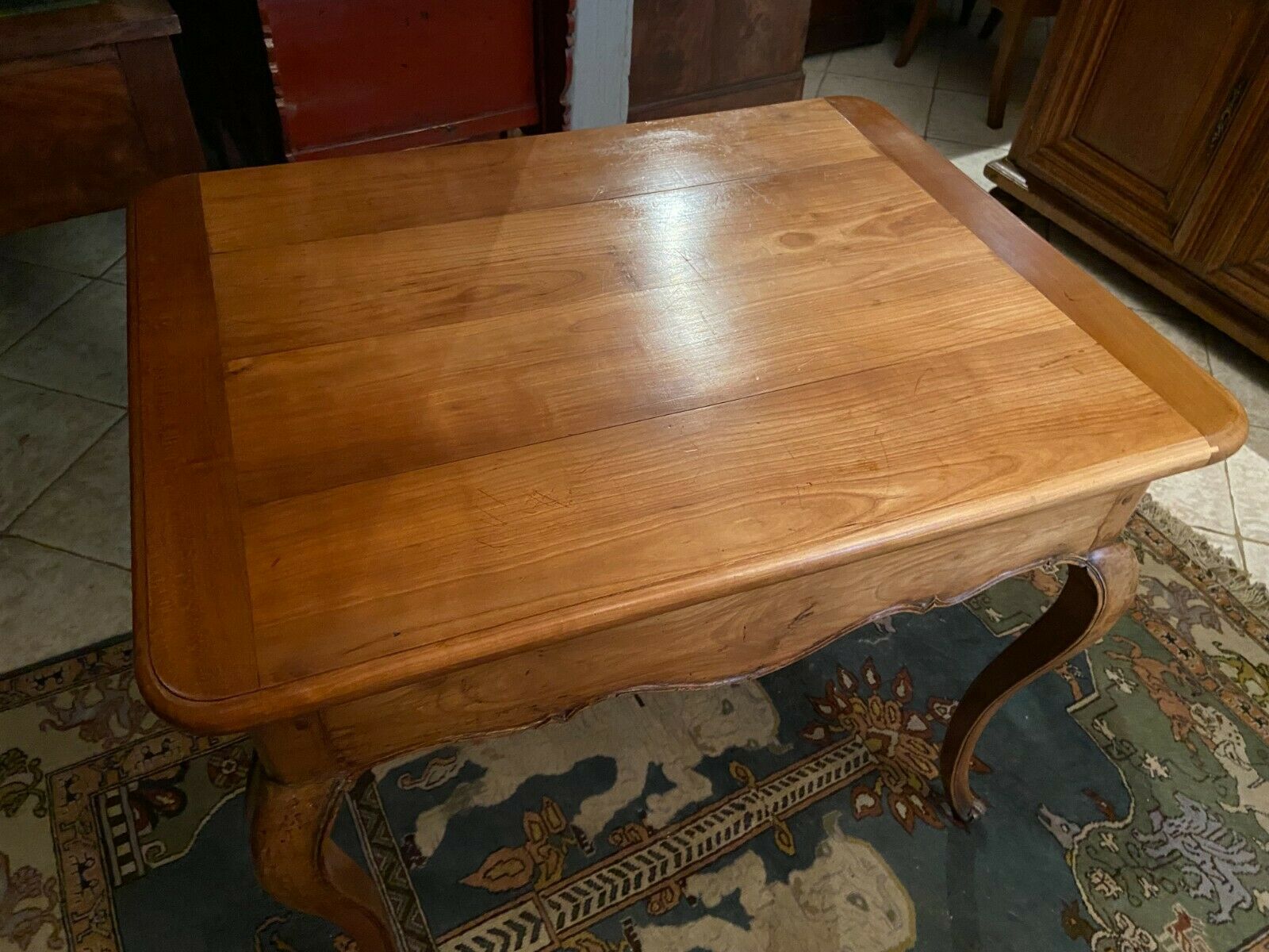 Desk game table and its solid blond cherry cap period EIGHTEENTH Louis XV