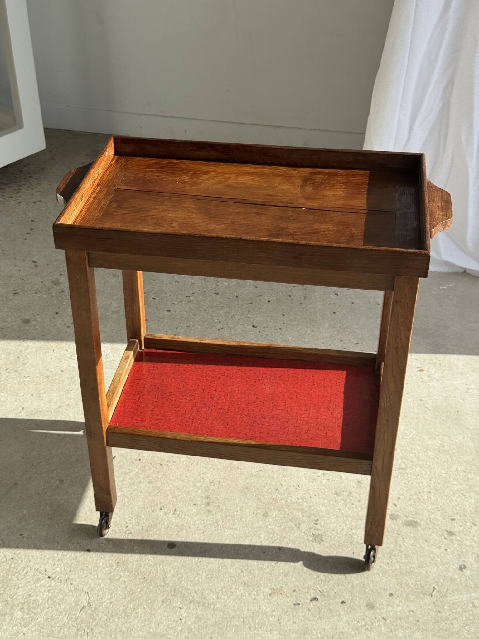 Wooden rolling trolley with removable top H66 75x35