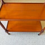 3-level pedestal shelf