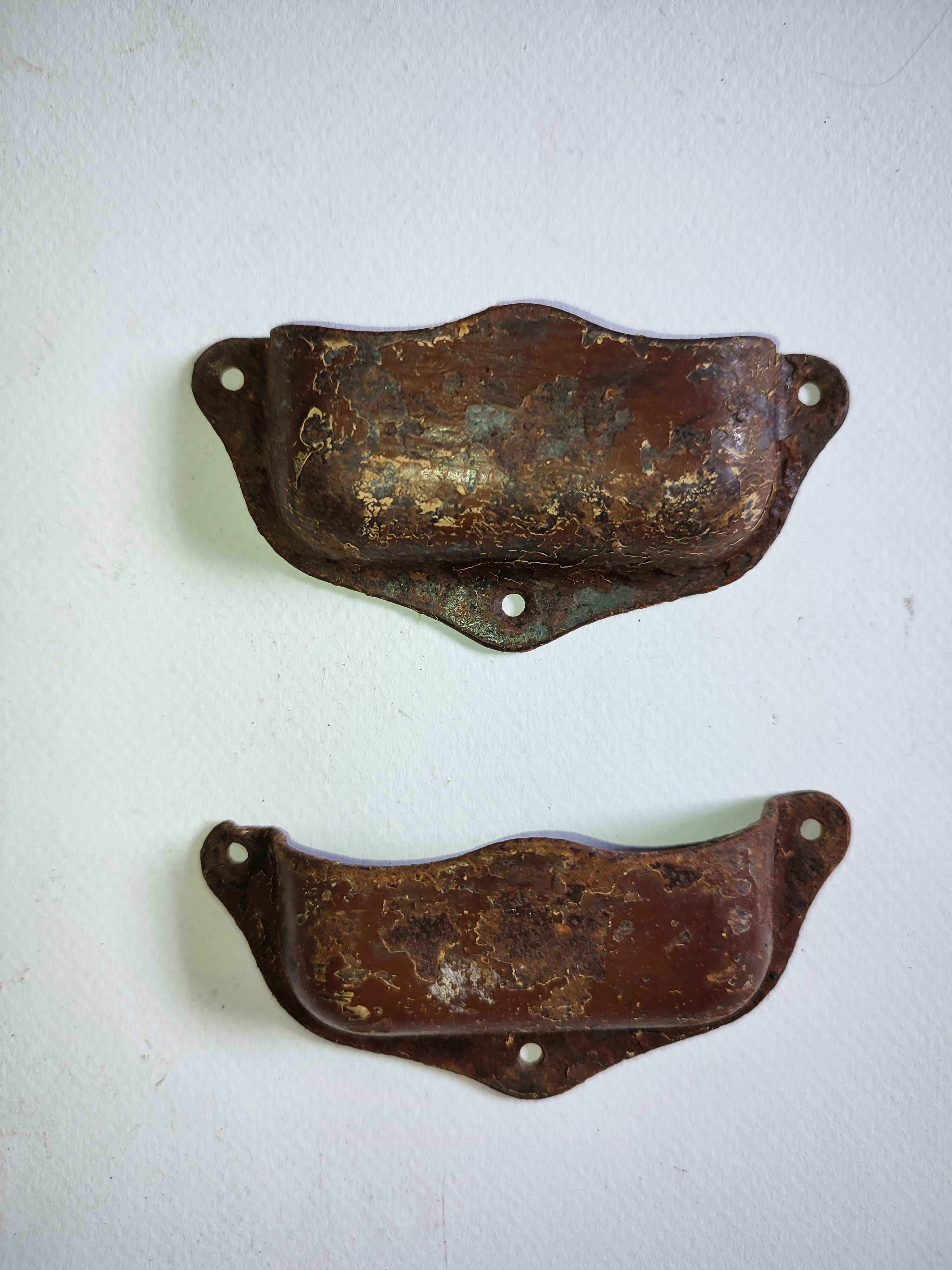 Pair of metal handles "Shell" vintage
