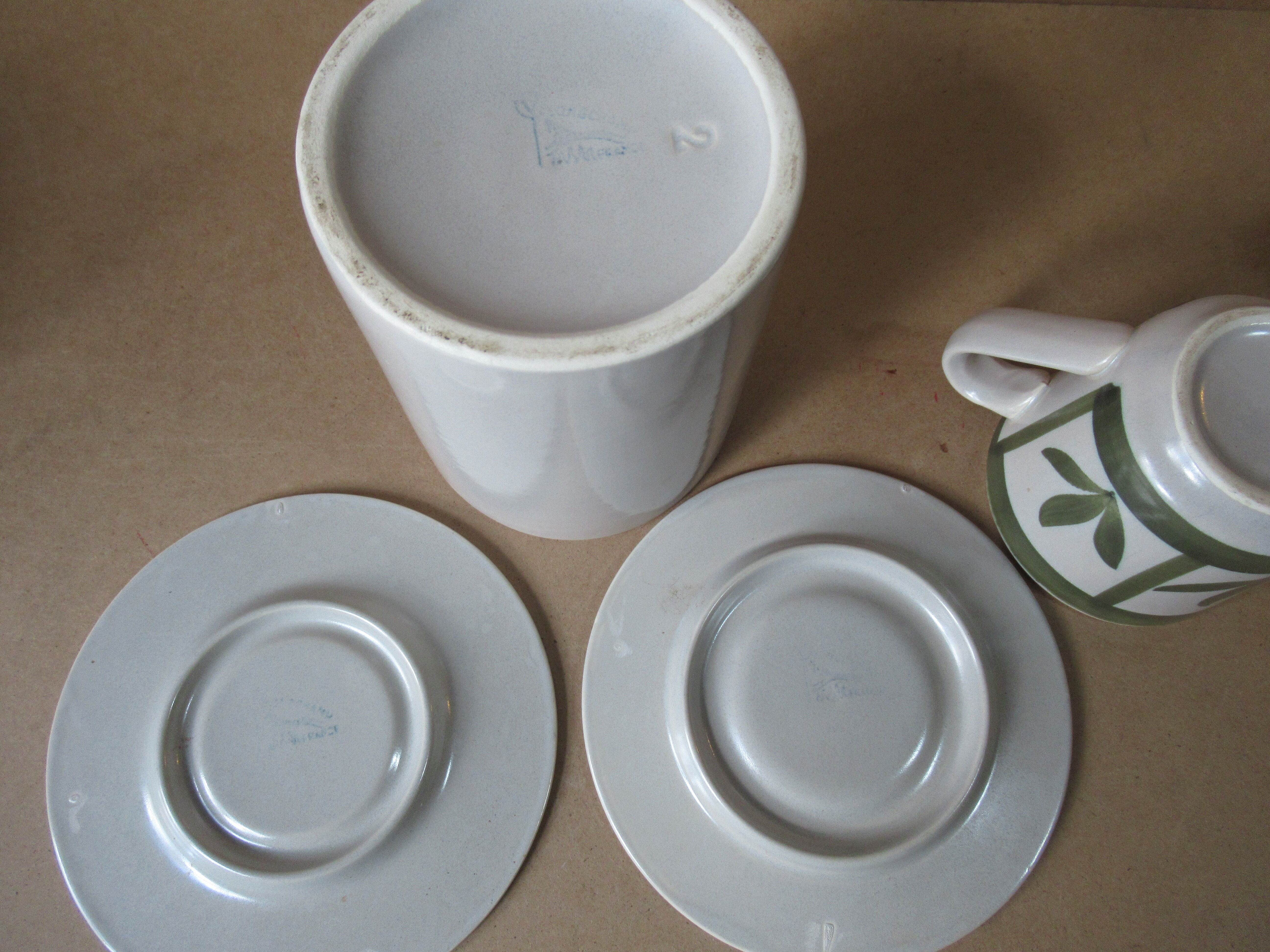 Longchamps faience - apothecary pot and 2 infusion cups from the 1970s
