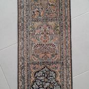 100% Kashmir silk rug