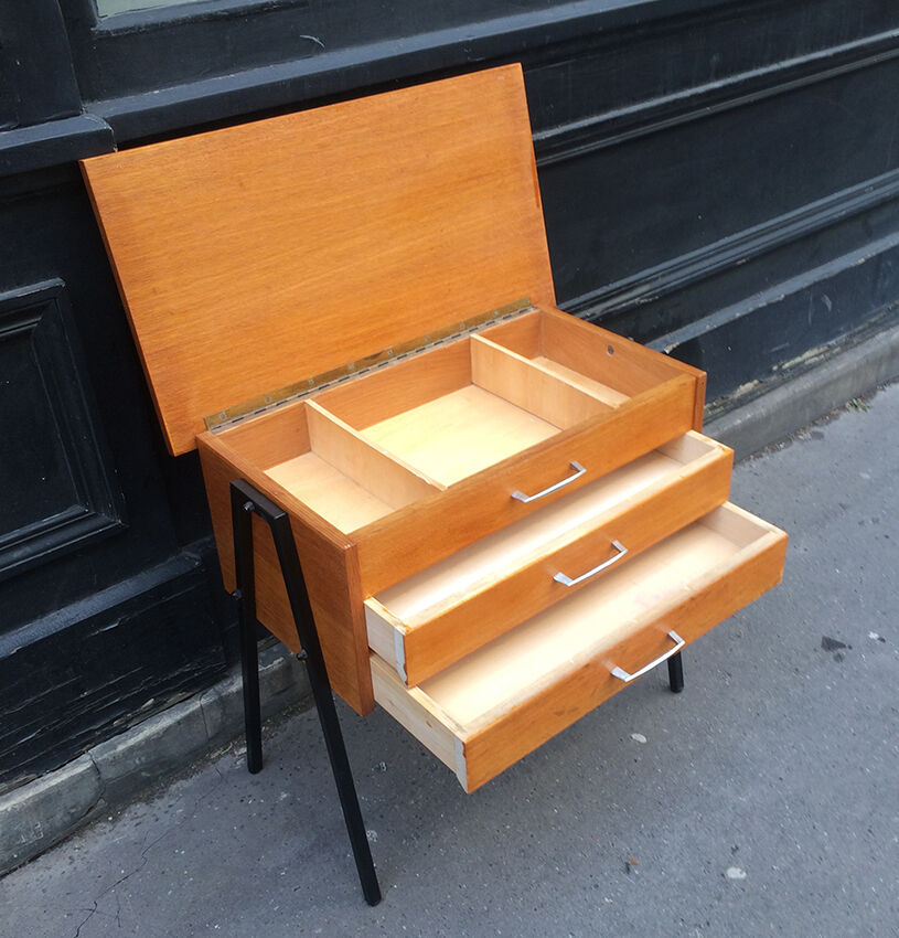 1960 in wood and metal worker