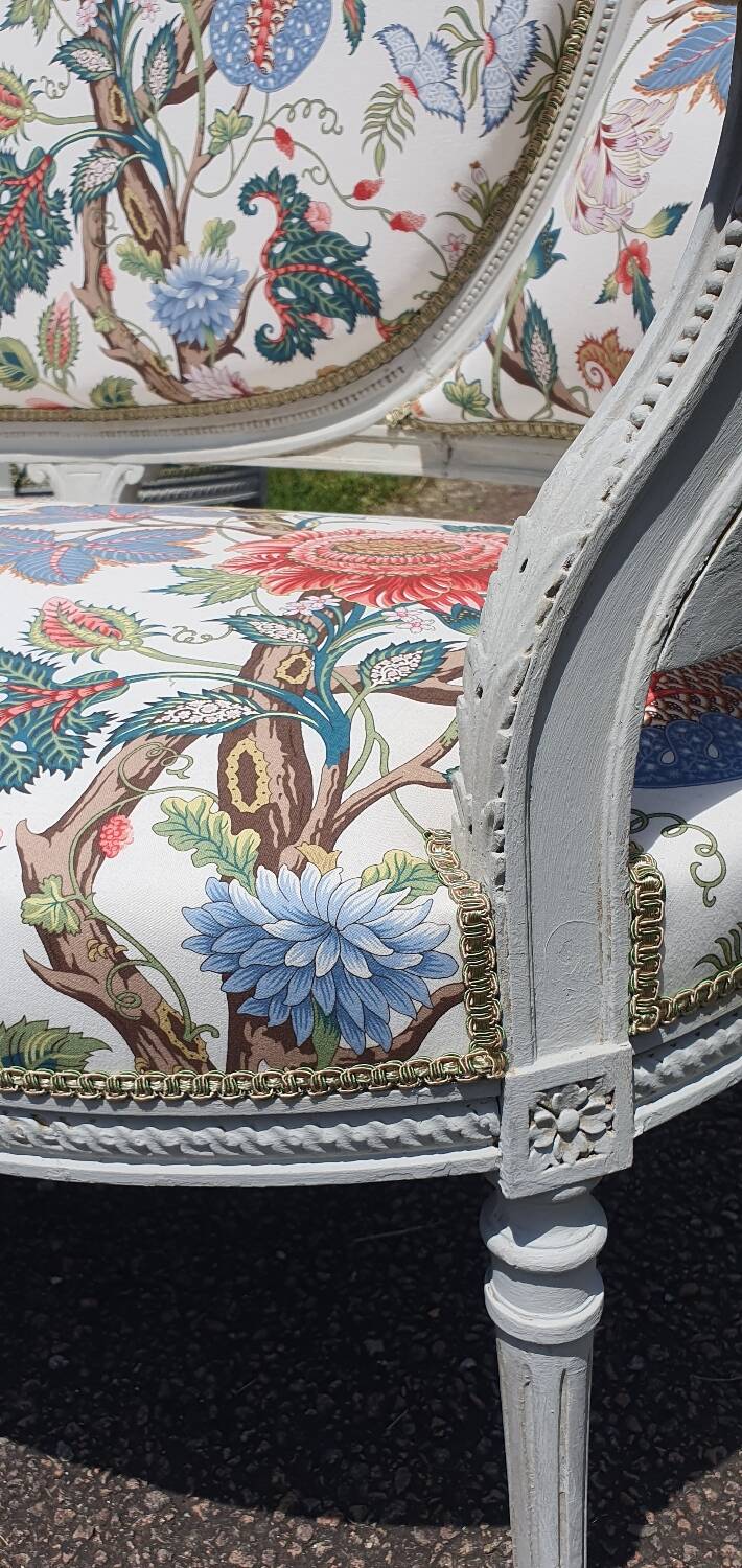 Louis XVI style living room