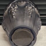 Art"deco vase with vine decoration